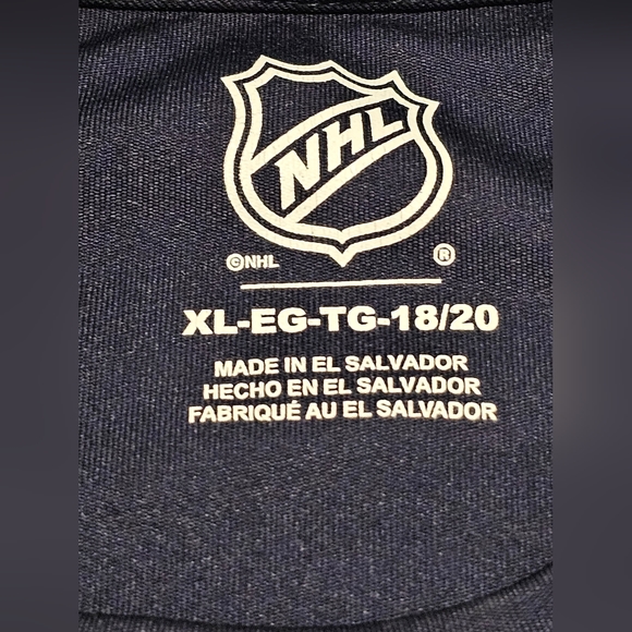 Nashville Predators Long Sleeve Shirt Official NHL - Picture 3 of 4